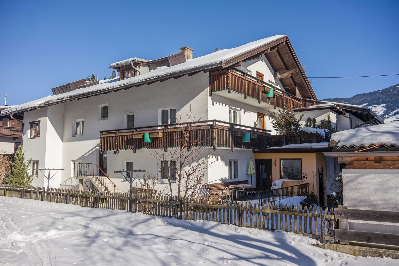 Appartement Pungg - Unterkunft in Fuegen-Zillertal