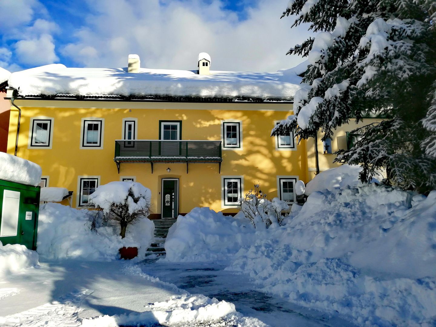 Appartementhaus Hohe Tauern - Unterkunft in Mallnitz-Moelltaler-Gletscher