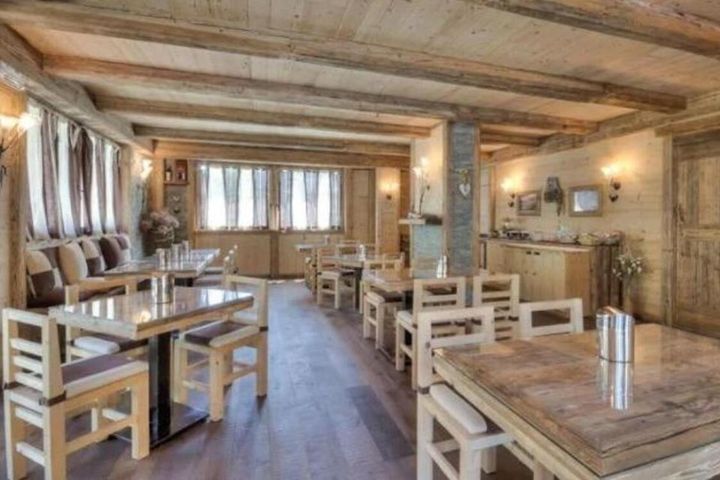 Hotel Ambrosini frei / Aprica Italien Skipass