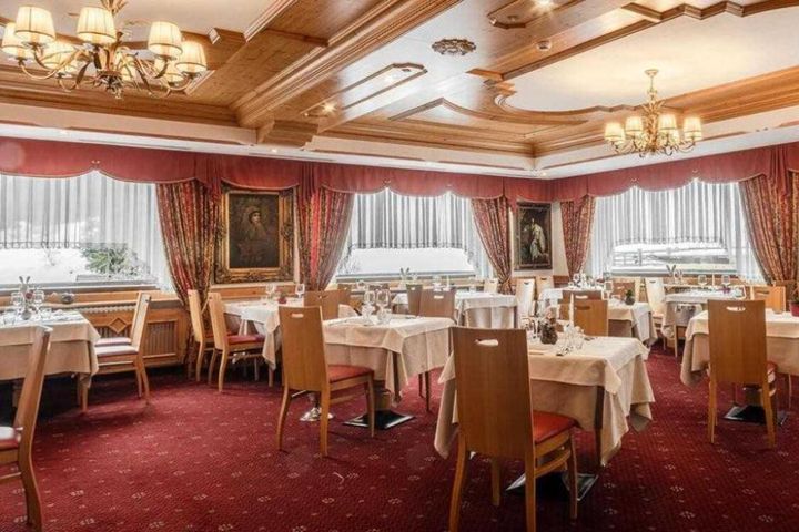 Hotel Evaldo frei / Fassatal (Dolomiten) Italien Skipass