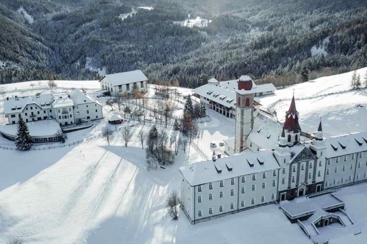 Hotel Leonhard frei / Deutschnofen Italien Skipass