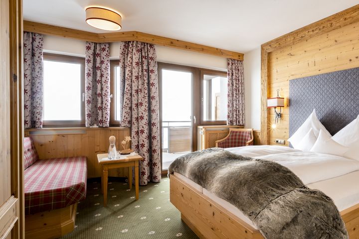 Hotel Almhof preiswert / Galtür Buchung