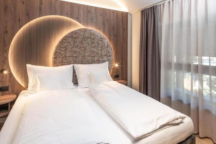 Corones Suites preiswert / Olang (Dolomiten) Buchung