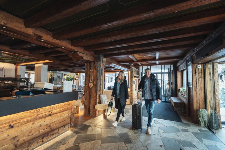 Alpen Resort Hotel frei / Zermatt Schweiz Skipass