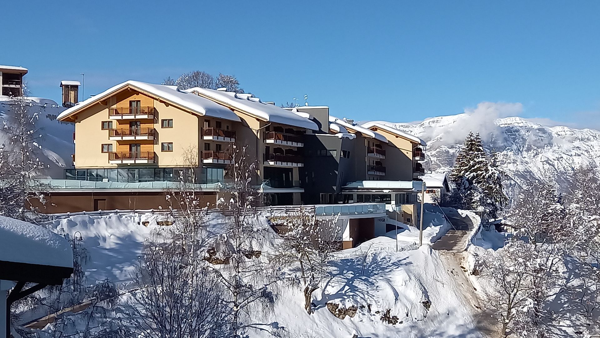 Hotel Monte Bondone Resort - Unterkunft in Monte-Bondone