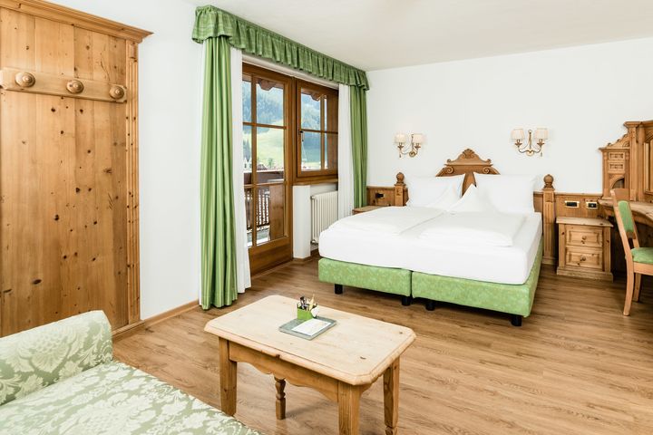 Hotel Almhof Call preiswert / Kronplatz Buchung