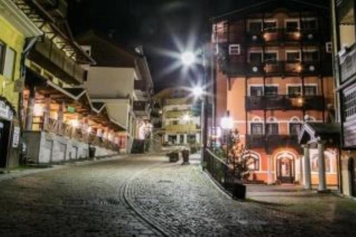 Hotel Posta frei / Madonna di Campiglio Italien Skipass