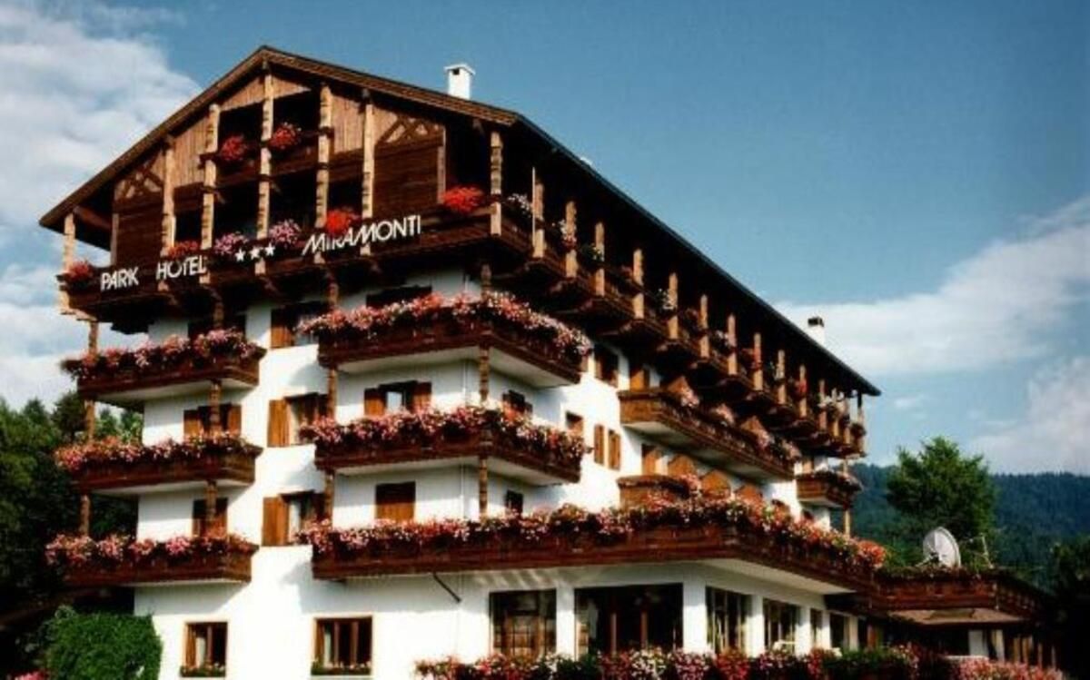 Parc Hotel Miramonti Parc Hotel Miramonti - Unterkunft in Folgaria