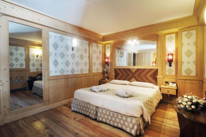 Cristal Palace preiswert / Madonna di Campiglio Buchung