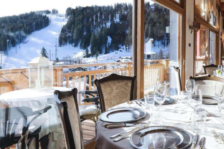 Cristal Palace frei / Madonna di Campiglio Italien Skipass