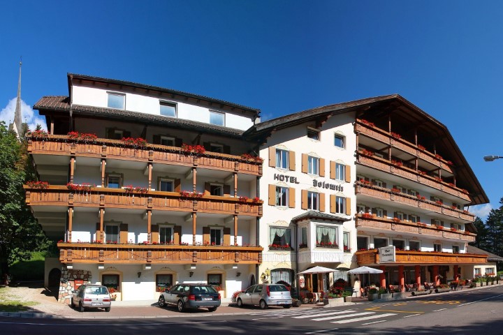 Hotel Dolomiti in Vigo (Rosengarten) günstig buchen / Italien Hotel Dolomiti in Vigo (Rosengarten), Hotel Dolomiti / Italien
